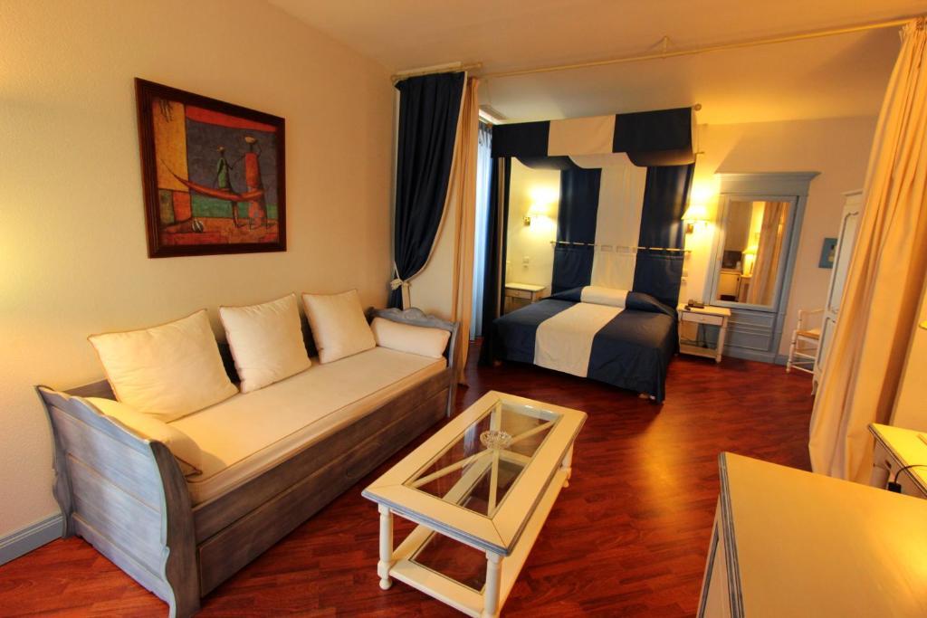 Hotel Moderne Et Pigeon Limoux Dış mekan fotoğraf